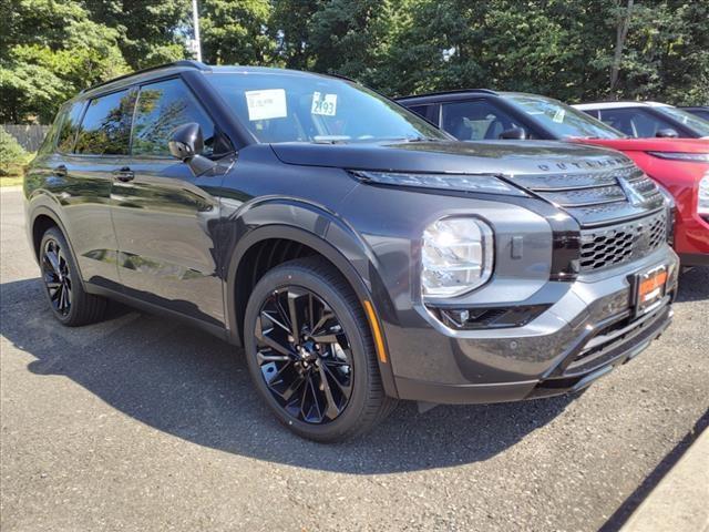 new 2024 Mitsubishi Outlander car, priced at $33,990