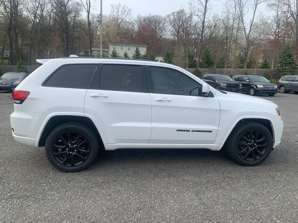 used 2019 Jeep Grand Cherokee car, priced at $19,490