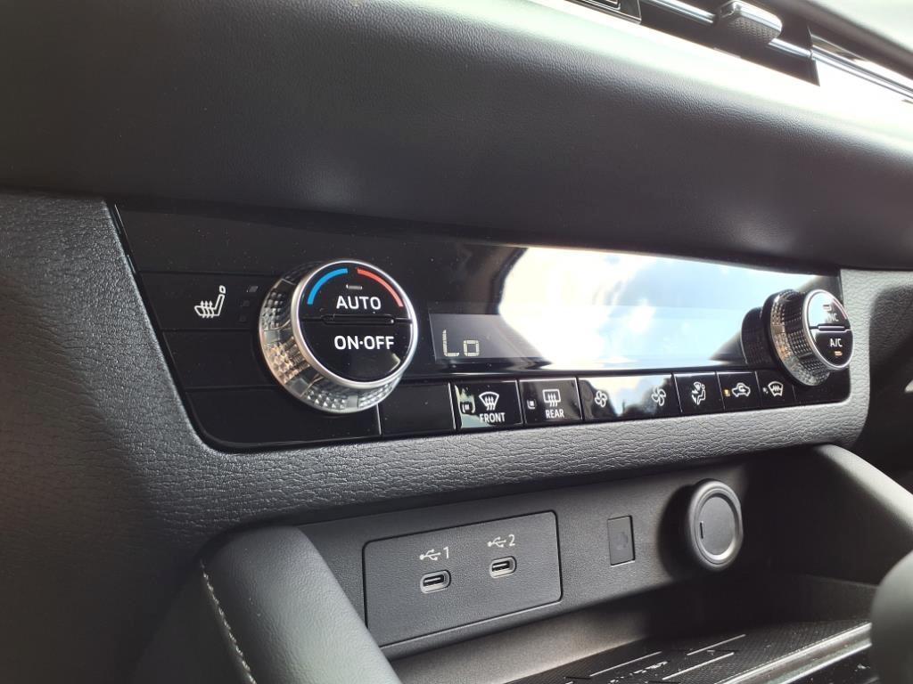 new 2025 Mitsubishi Outlander car, priced at $35,490