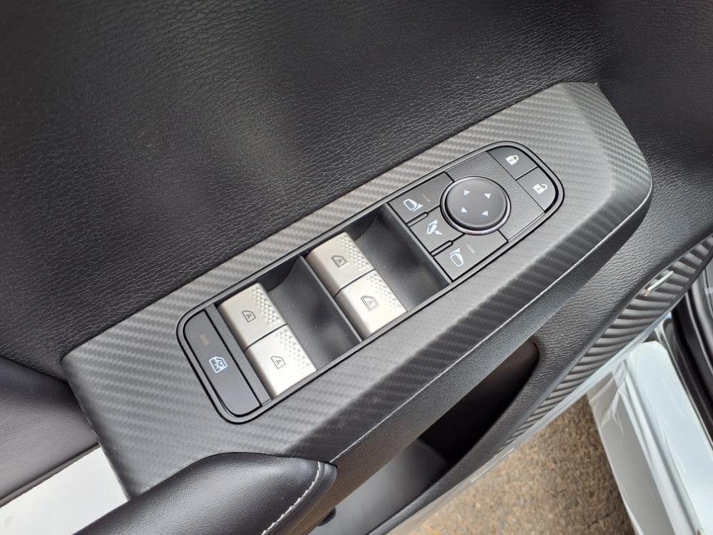 new 2025 Mitsubishi Outlander car, priced at $35,490