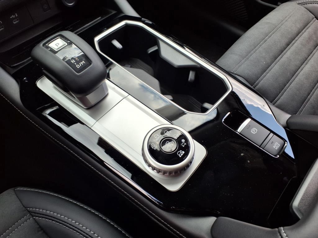 new 2025 Mitsubishi Outlander car, priced at $35,490
