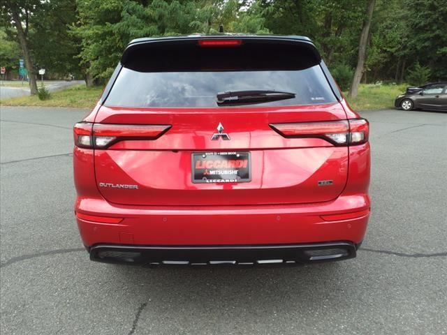 new 2024 Mitsubishi Outlander car, priced at $34,890