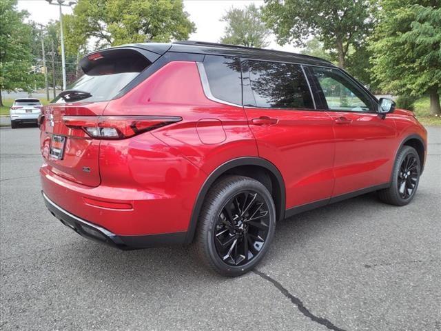 new 2024 Mitsubishi Outlander car, priced at $34,890