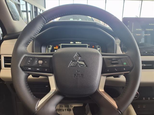 new 2025 Mitsubishi Outlander car, priced at $36,360