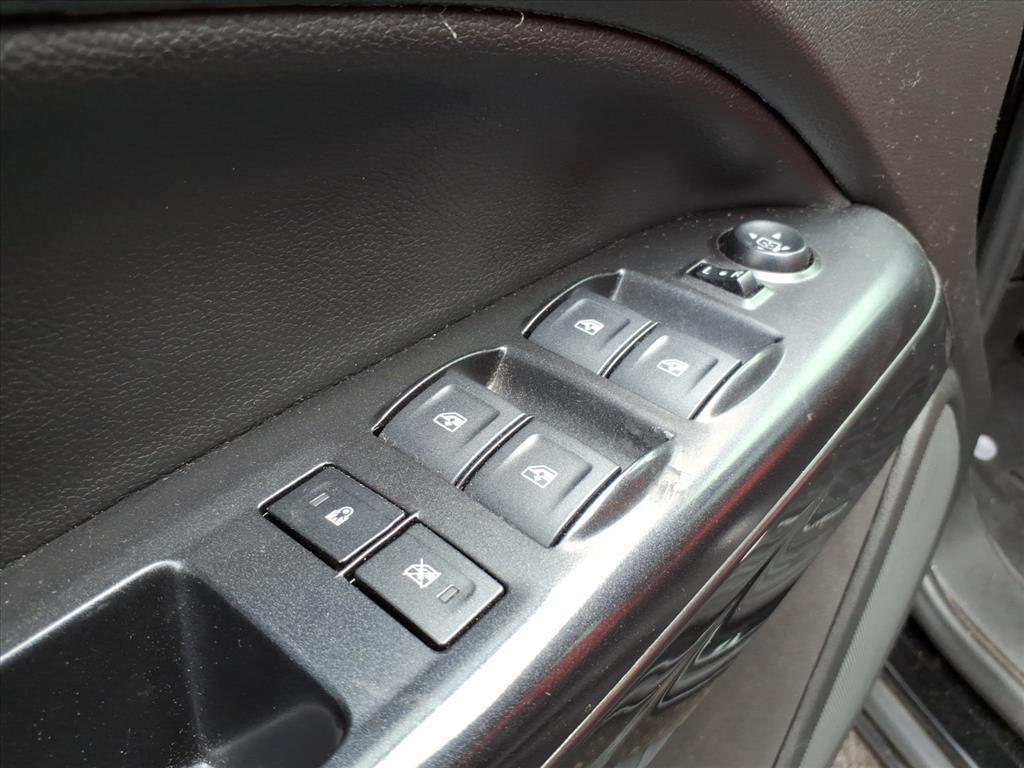 used 2021 GMC Canyon car, priced at $32,400