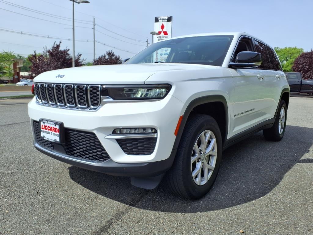 used 2022 Jeep Grand Cherokee car, priced at $30,990