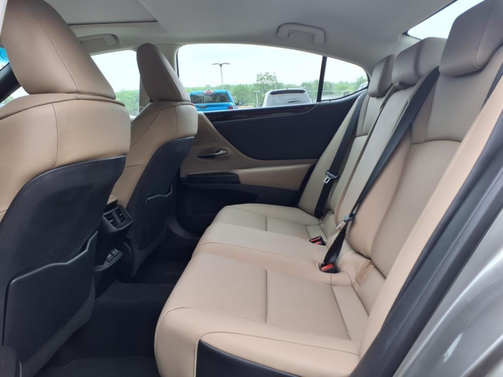 used 2021 Lexus ES 350 car, priced at $28,990