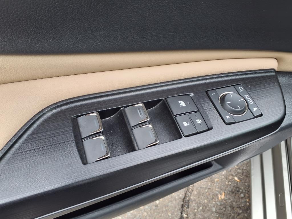 used 2021 Lexus ES 350 car, priced at $28,990