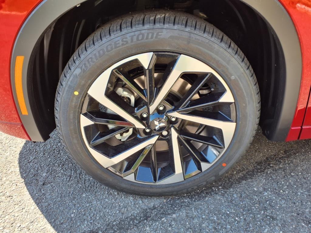 new 2025 Mitsubishi Outlander PHEV car, priced at $47,989