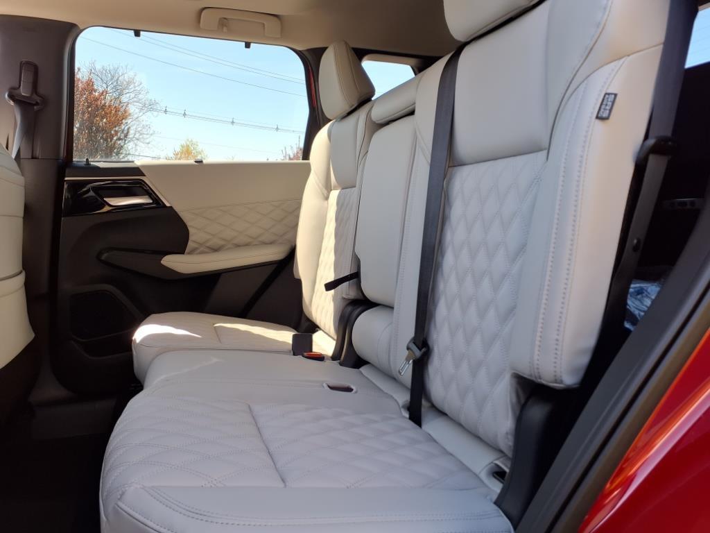 new 2025 Mitsubishi Outlander PHEV car, priced at $47,989