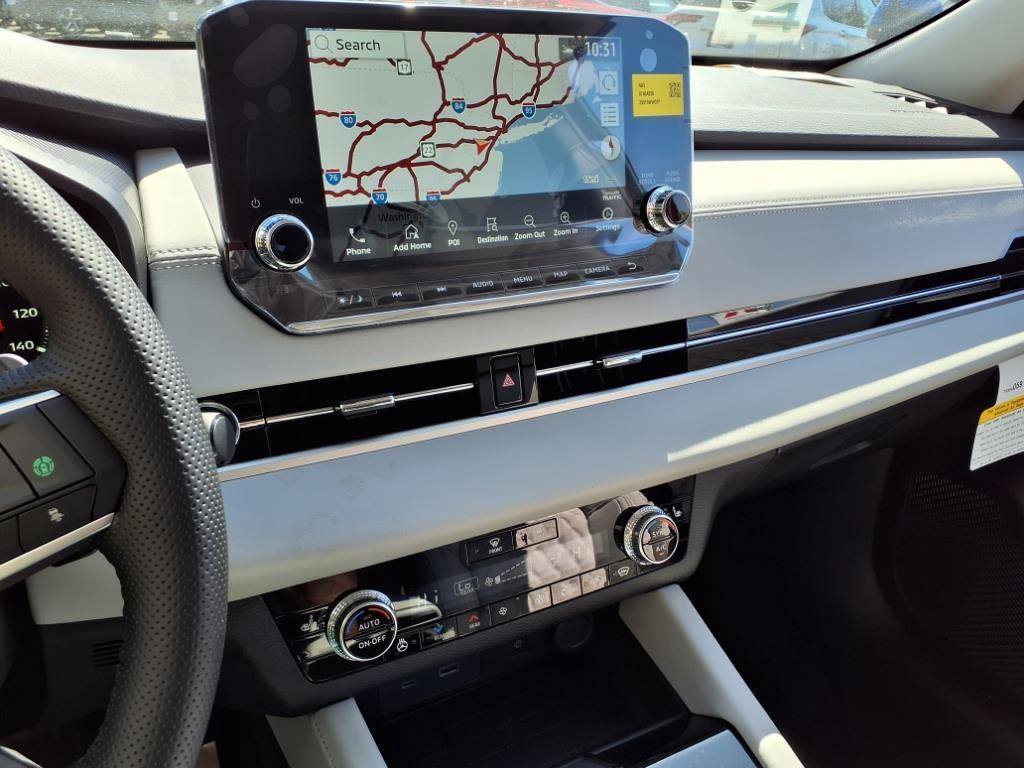 new 2025 Mitsubishi Outlander PHEV car, priced at $47,989