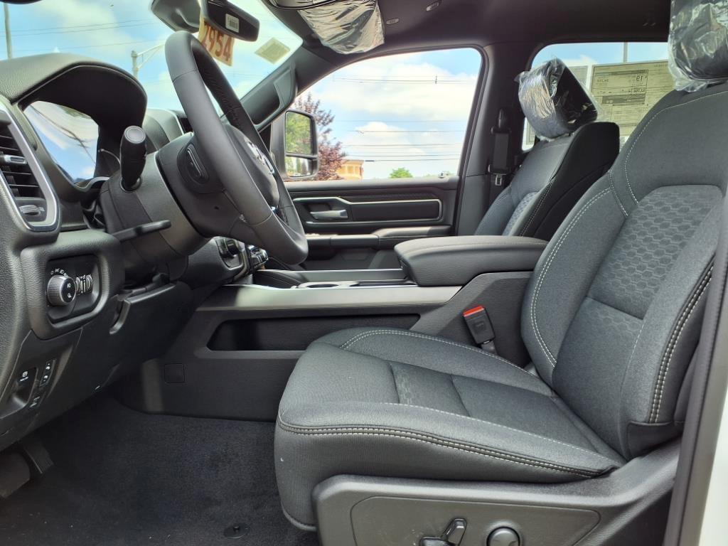 new 2025 Ram 1500 car, priced at $55,489