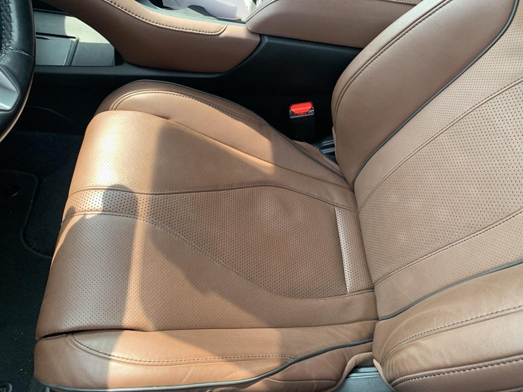 used 2023 Acura RDX car, priced at $38,990