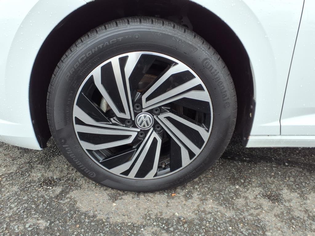 used 2021 Volkswagen Jetta car, priced at $18,195