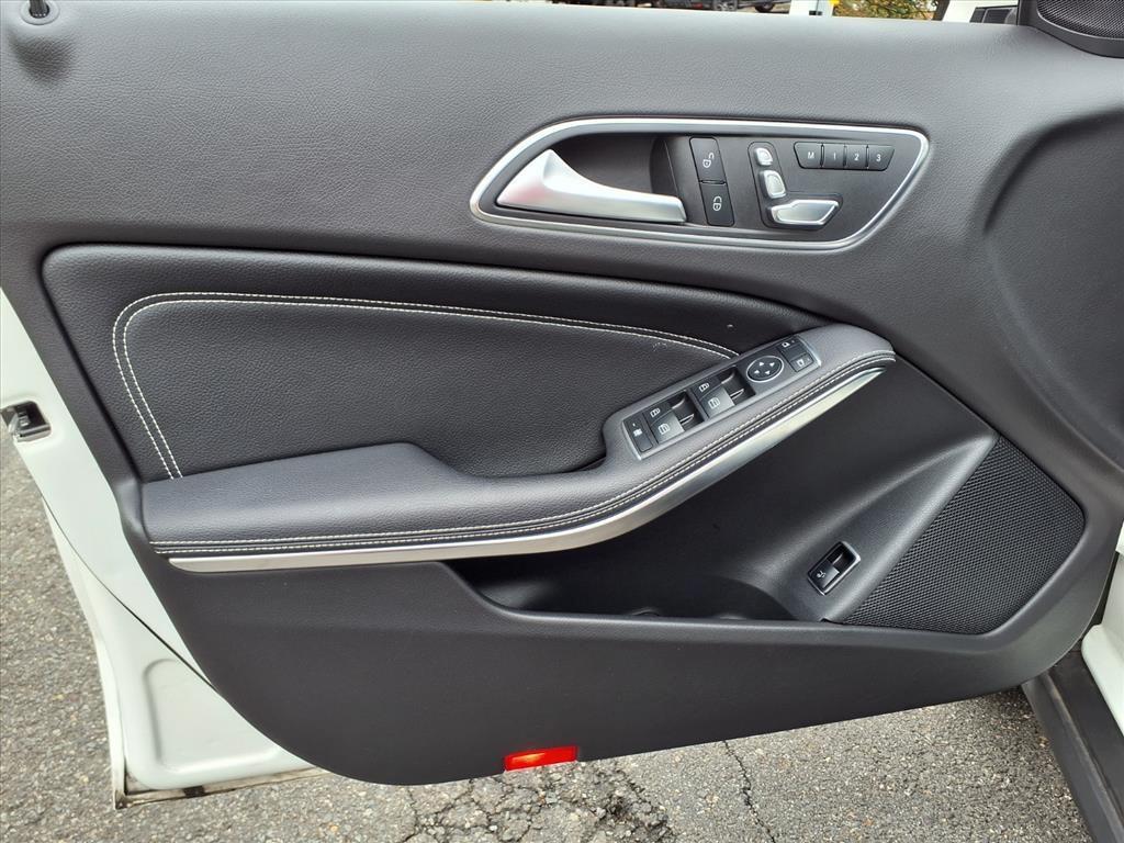 used 2020 Mercedes-Benz GLA 250 car, priced at $19,990