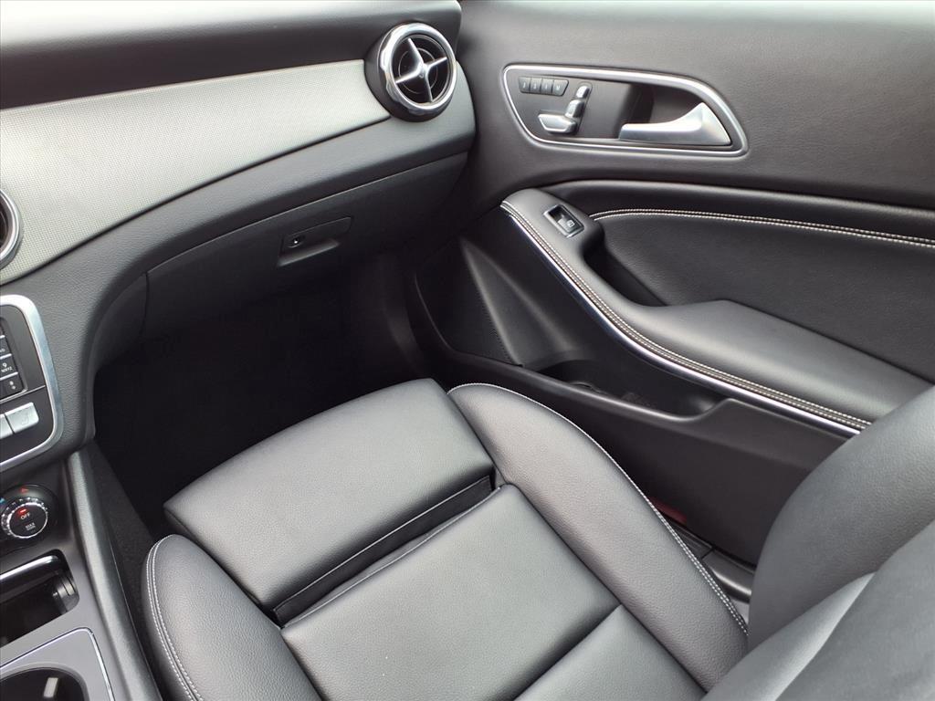 used 2020 Mercedes-Benz GLA 250 car, priced at $19,990