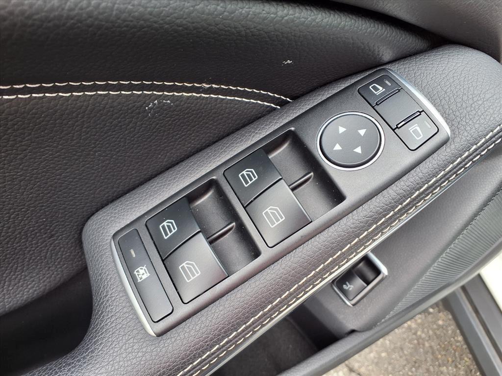 used 2020 Mercedes-Benz GLA 250 car, priced at $19,990