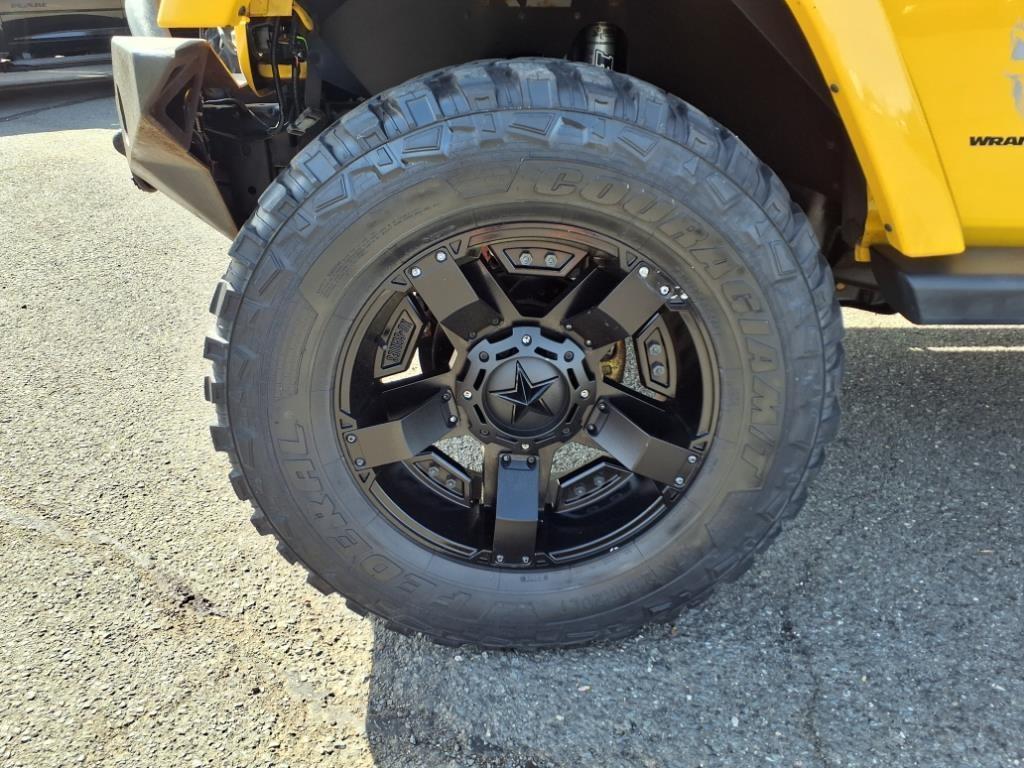 used 2015 Jeep Wrangler Unlimited car, priced at $23,990