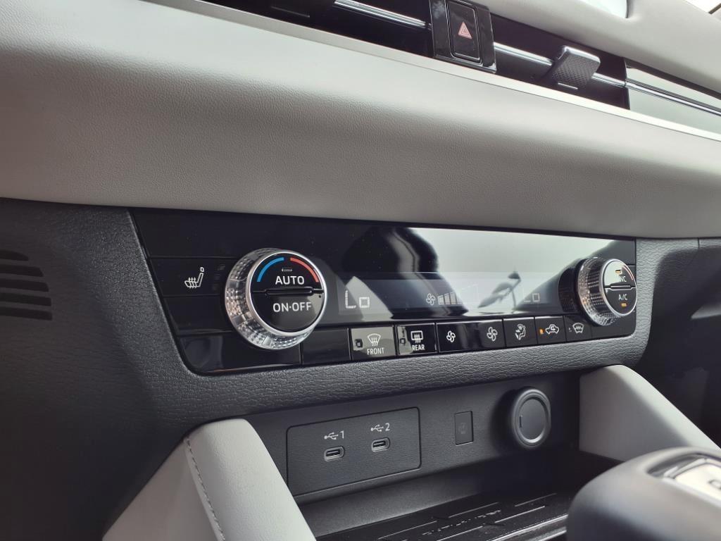 new 2025 Mitsubishi Outlander car, priced at $37,990