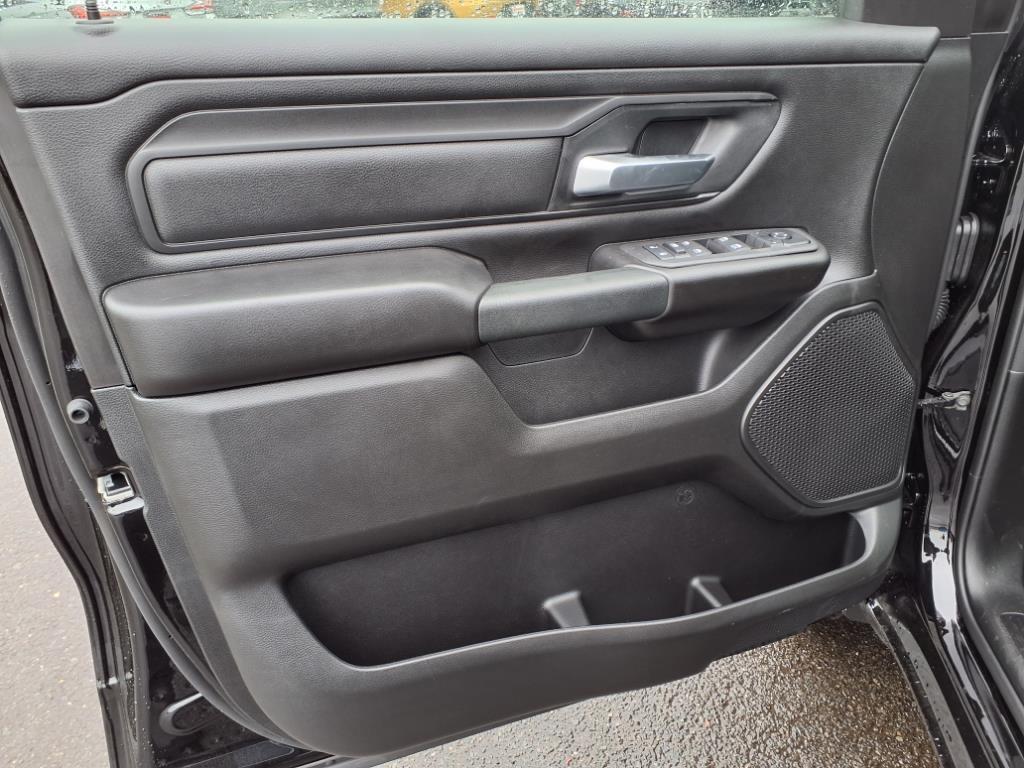 new 2025 Ram 1500 car, priced at $42,990