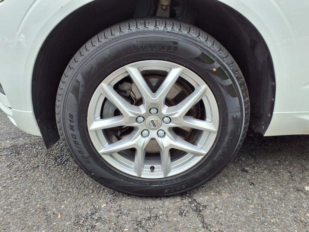 used 2021 Volvo XC60 car, priced at $25,490