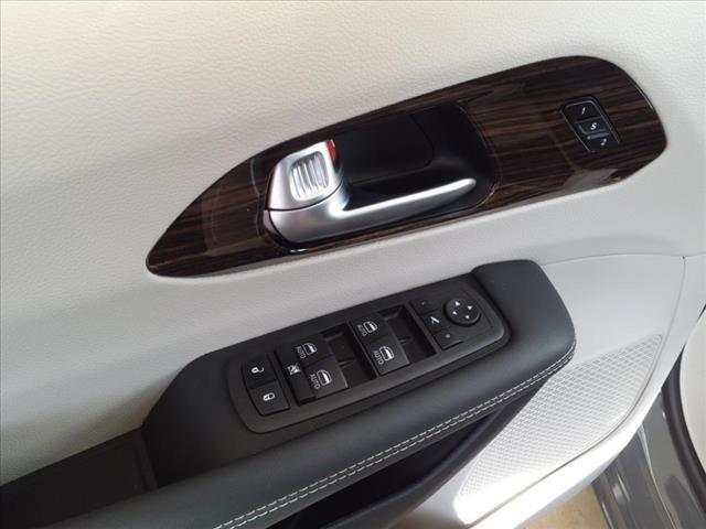 new 2023 Chrysler Pacifica Hybrid car, priced at $46,990