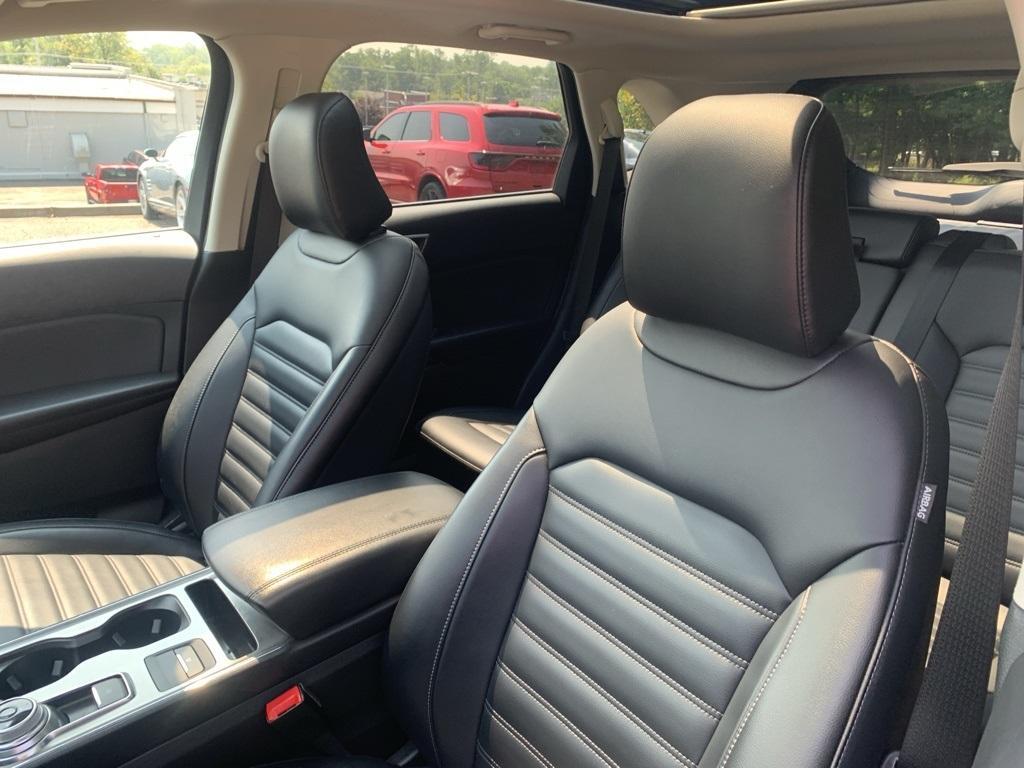 used 2022 Ford Edge car, priced at $22,990