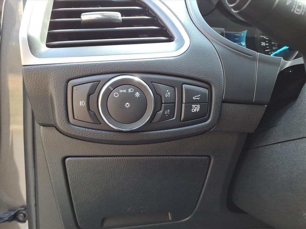 used 2022 Ford Edge car, priced at $22,990