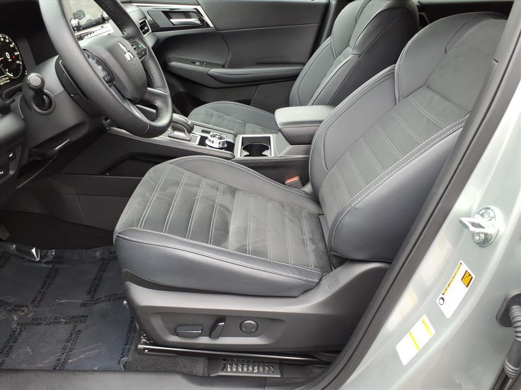 used 2025 Mitsubishi Outlander PHEV car, priced at $33,888