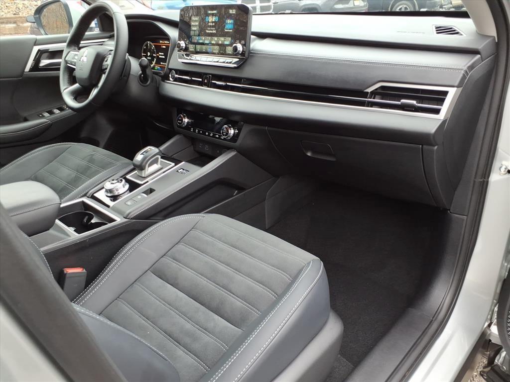 used 2025 Mitsubishi Outlander PHEV car, priced at $33,888