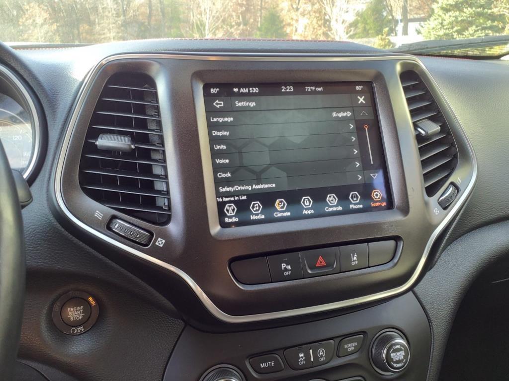 used 2021 Jeep Cherokee car, priced at $20,690