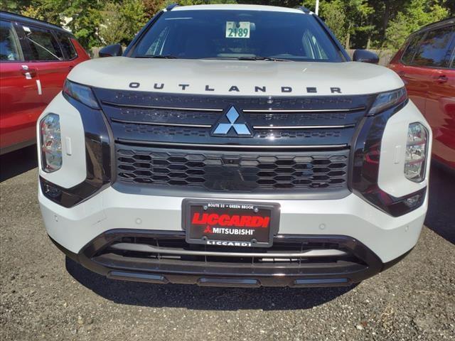 new 2024 Mitsubishi Outlander car, priced at $34,990