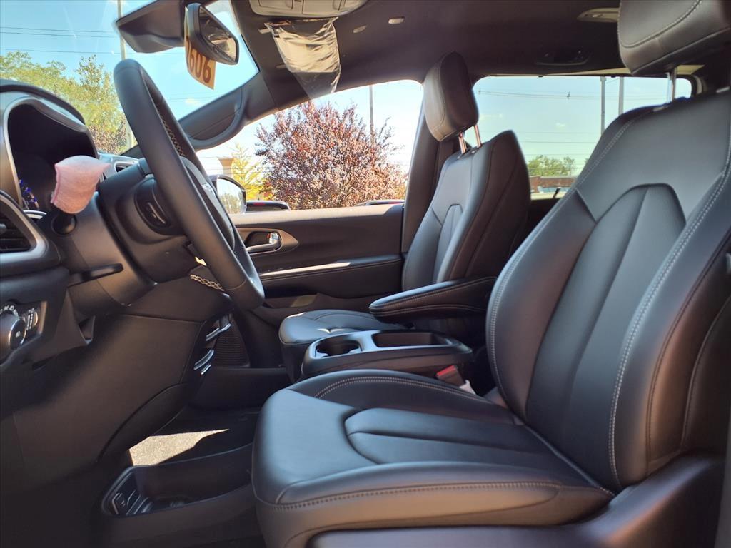 new 2026 Chrysler Pacifica car, priced at $42,540