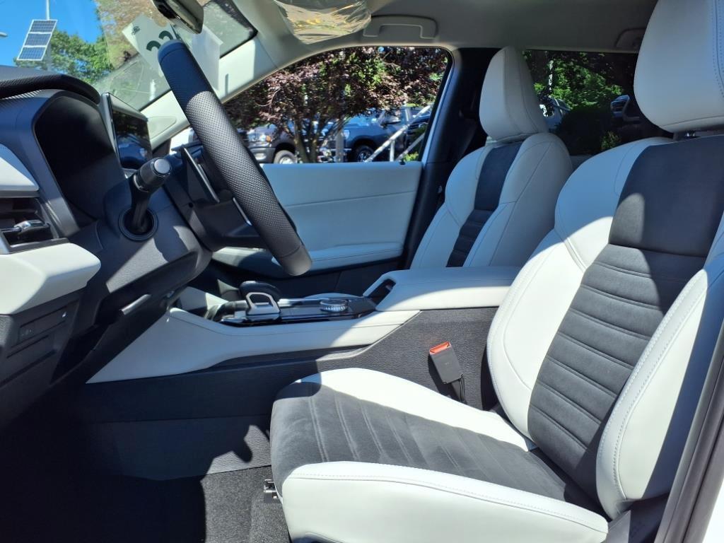 new 2025 Mitsubishi Outlander car, priced at $35,990
