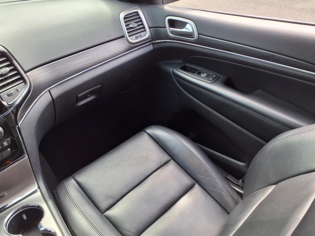 used 2020 Jeep Grand Cherokee car, priced at $20,490