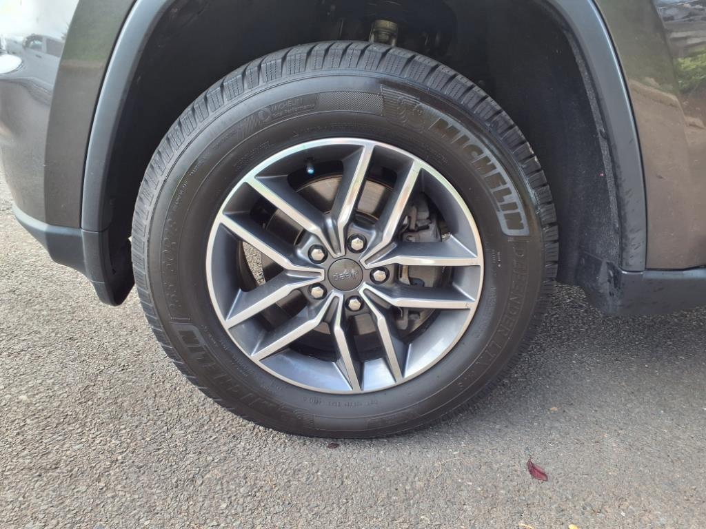 used 2020 Jeep Grand Cherokee car, priced at $20,490