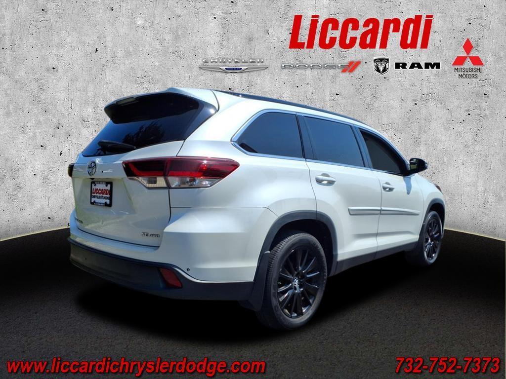 used 2019 Toyota Highlander car, priced at $25,490