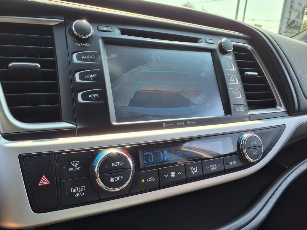 used 2019 Toyota Highlander car, priced at $25,490
