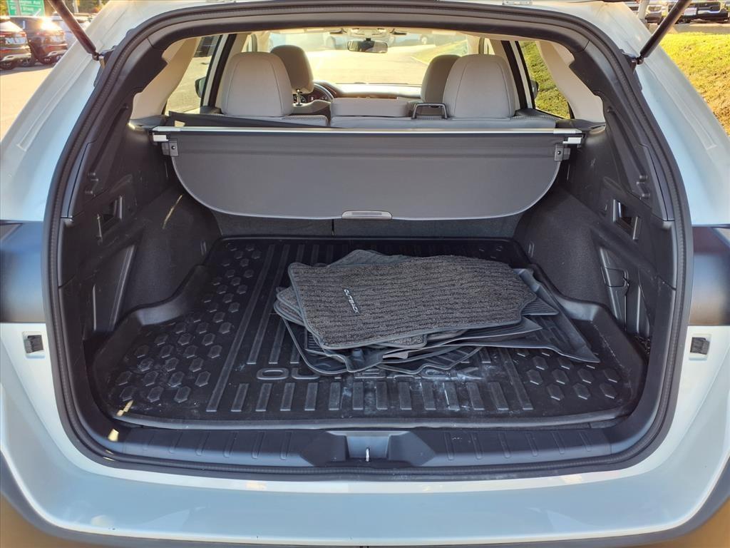 used 2024 Subaru Outback car, priced at $25,990