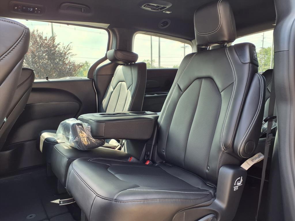 new 2026 Chrysler Pacifica car, priced at $45,140