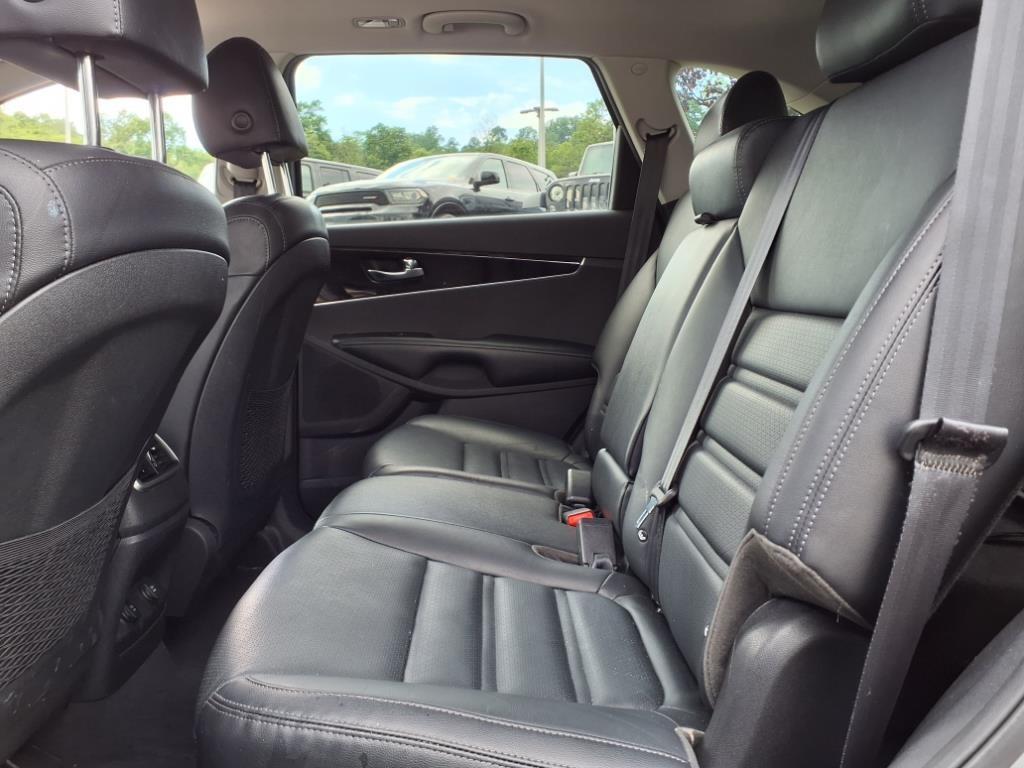 used 2020 Kia Sorento car, priced at $19,990