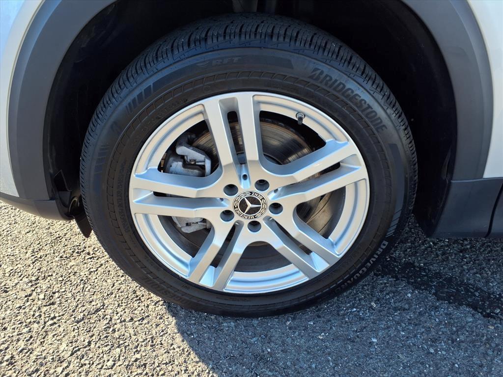 used 2020 Mercedes-Benz GLB 250 car, priced at $20,990