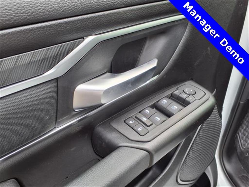 new 2025 Ram 1500 car, priced at $45,287