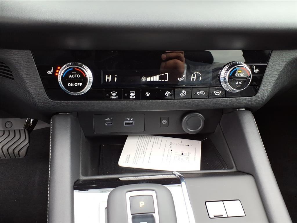 new 2025 Mitsubishi Outlander PHEV car, priced at $41,990