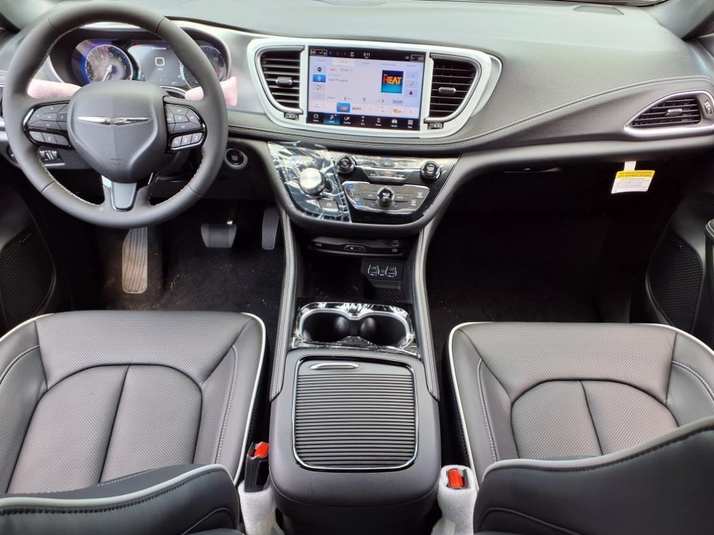 new 2025 Chrysler Pacifica car, priced at $55,330