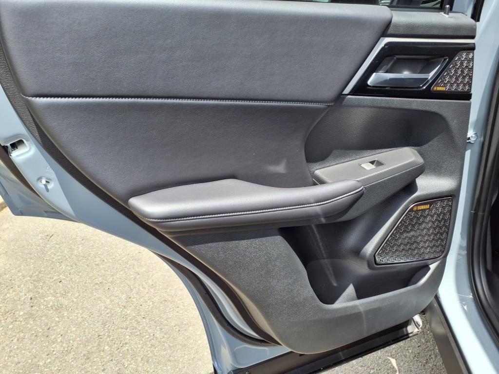 new 2025 Mitsubishi Outlander car, priced at $36,990