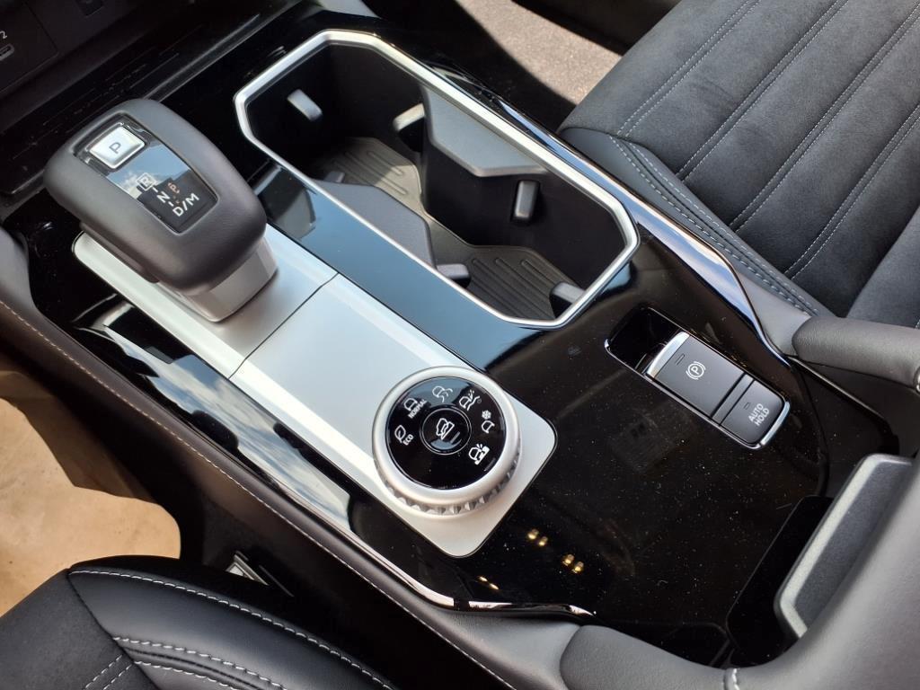 new 2025 Mitsubishi Outlander car, priced at $36,990