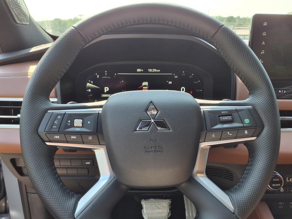 new 2025 Mitsubishi Outlander car, priced at $43,490