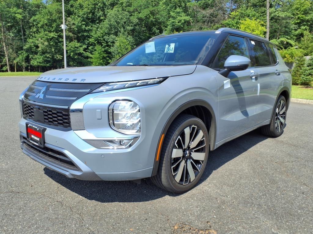 new 2025 Mitsubishi Outlander car, priced at $43,490