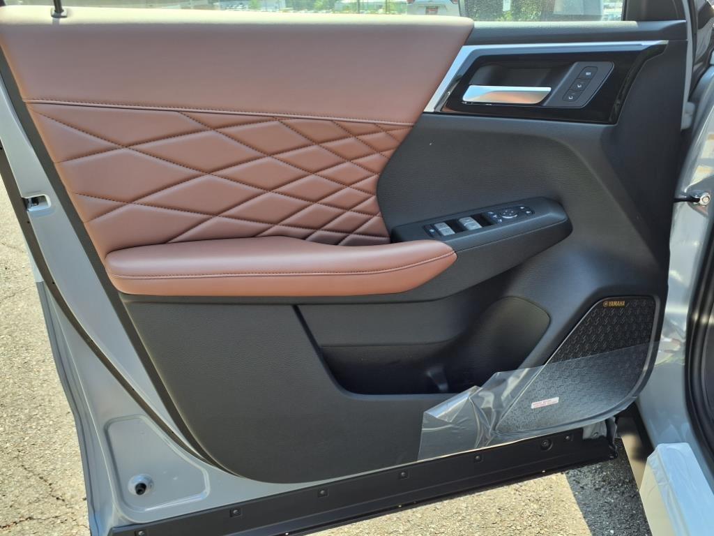 new 2025 Mitsubishi Outlander car, priced at $43,490